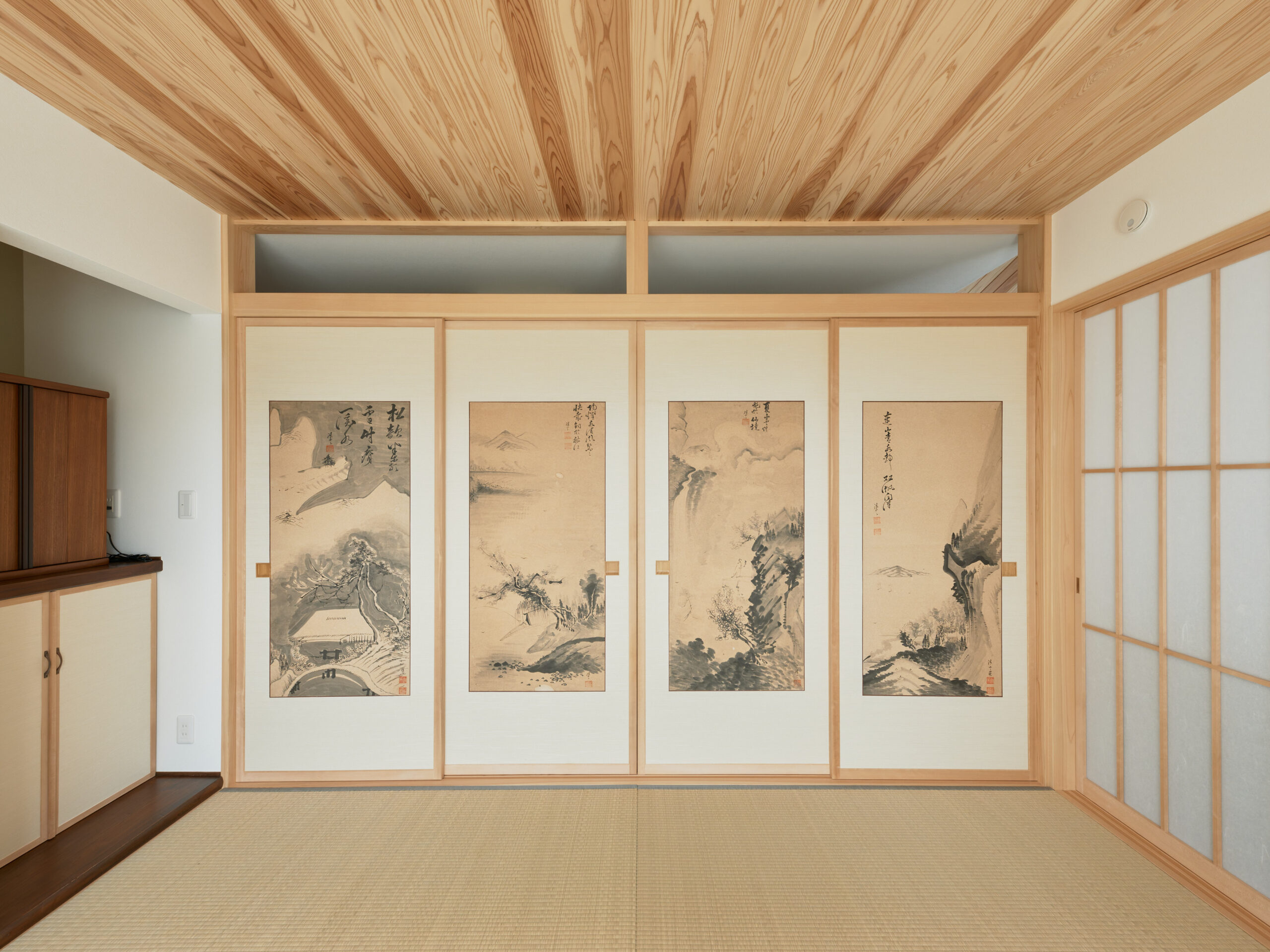 古民家の息吹を込めた和モダン平屋住宅