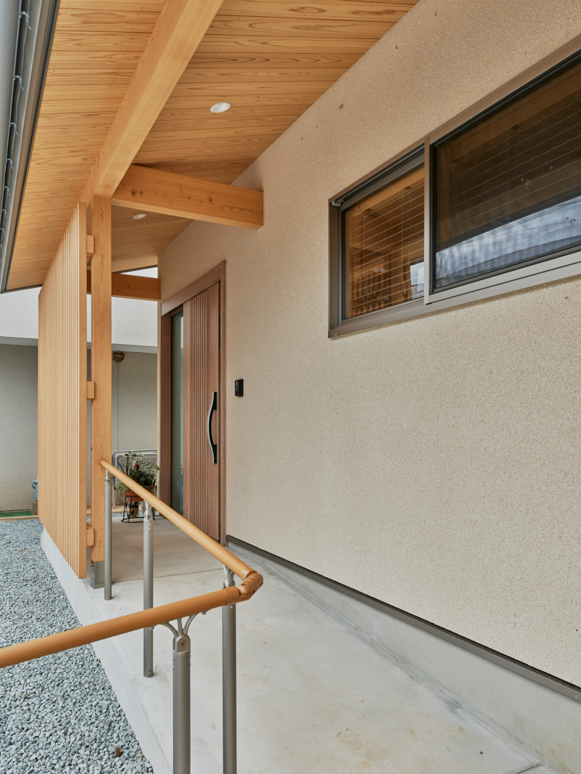 古民家の息吹を込めた和モダン平屋住宅