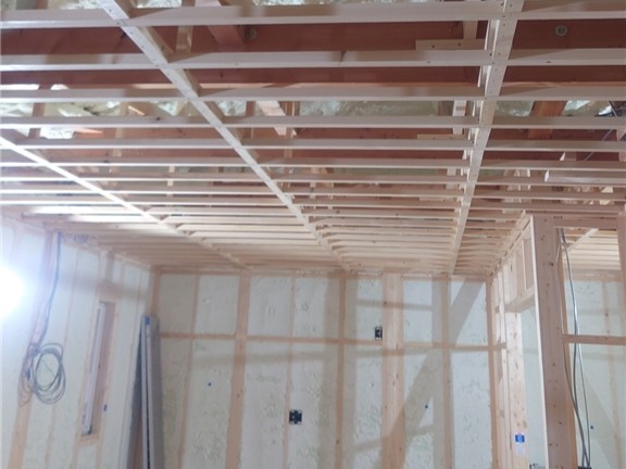 内部木工事中＜H様邸笛吹市石和町＞